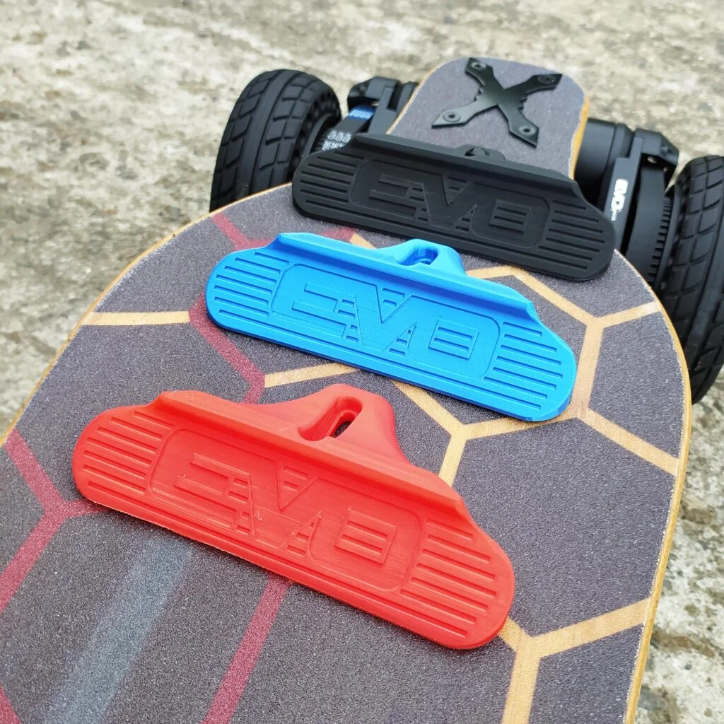 Foot-stop zum Fixieren des hinteren Fußes auf einem elektrischen Skateboard