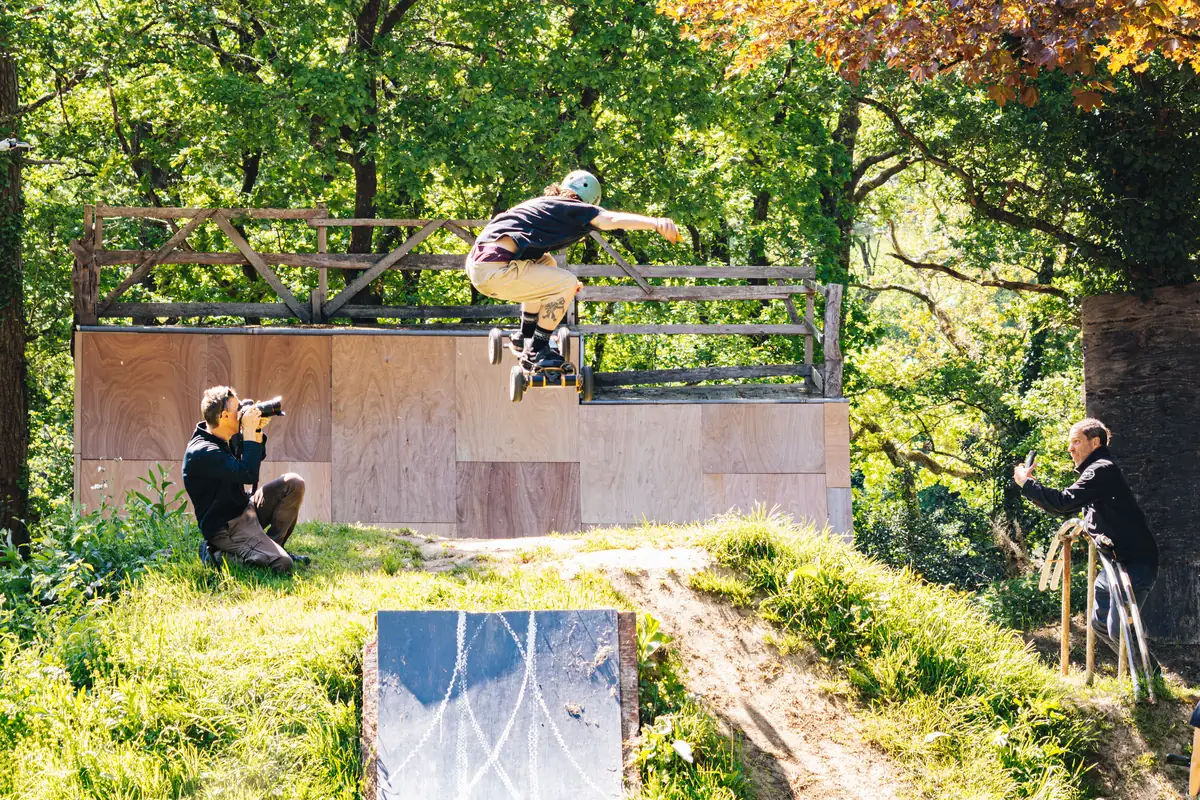 Electric mountain board jumping at L.A. Mountain Board Park, Pornichet 2026