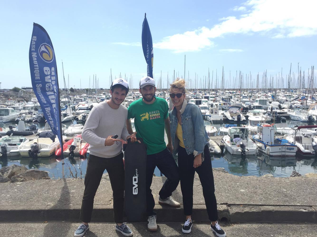 Baptiste Boirie avec son skate électrique Evo-Spirit