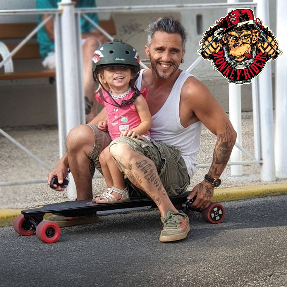 Skate-électrique-Longboard-chez-Monkey-riders-à-Toulon