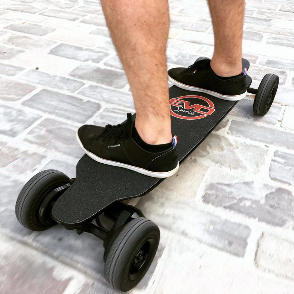 Testez le Skate électrique convertible Switcher chez Mobilitix