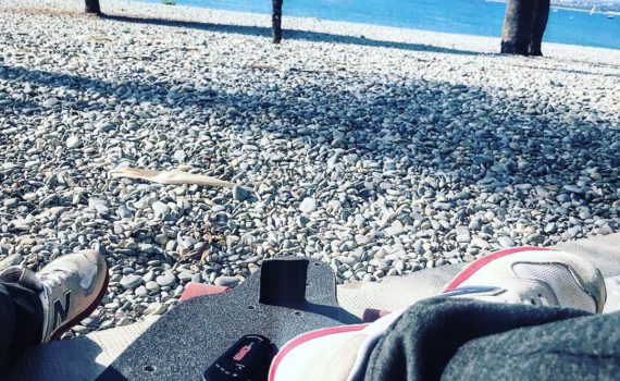 skate electrique longboard tout terrain cross