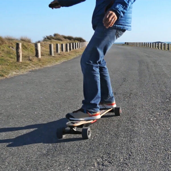 skate-electrique-street-longboard-curve-v4-evospirit-