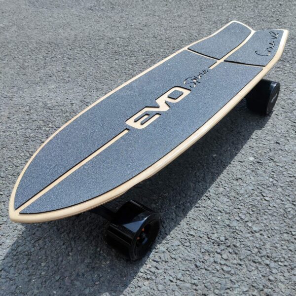 cruz-v2-skate-electrique-cruiser-loongboard